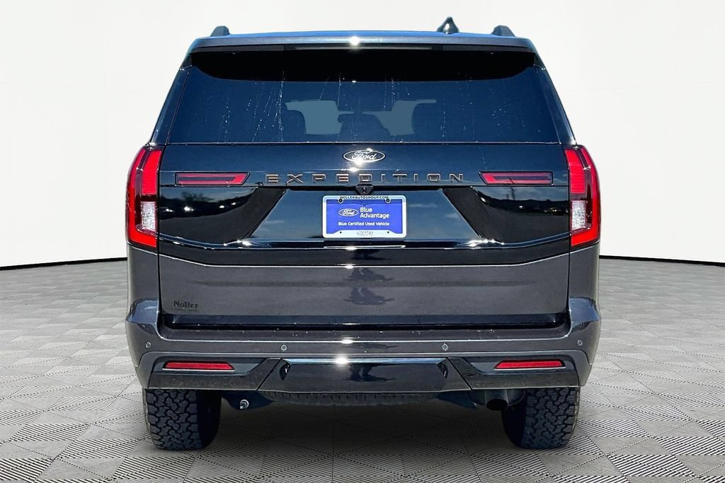Certified 2025 Ford Expedition Tremor AWD/4WD image 4