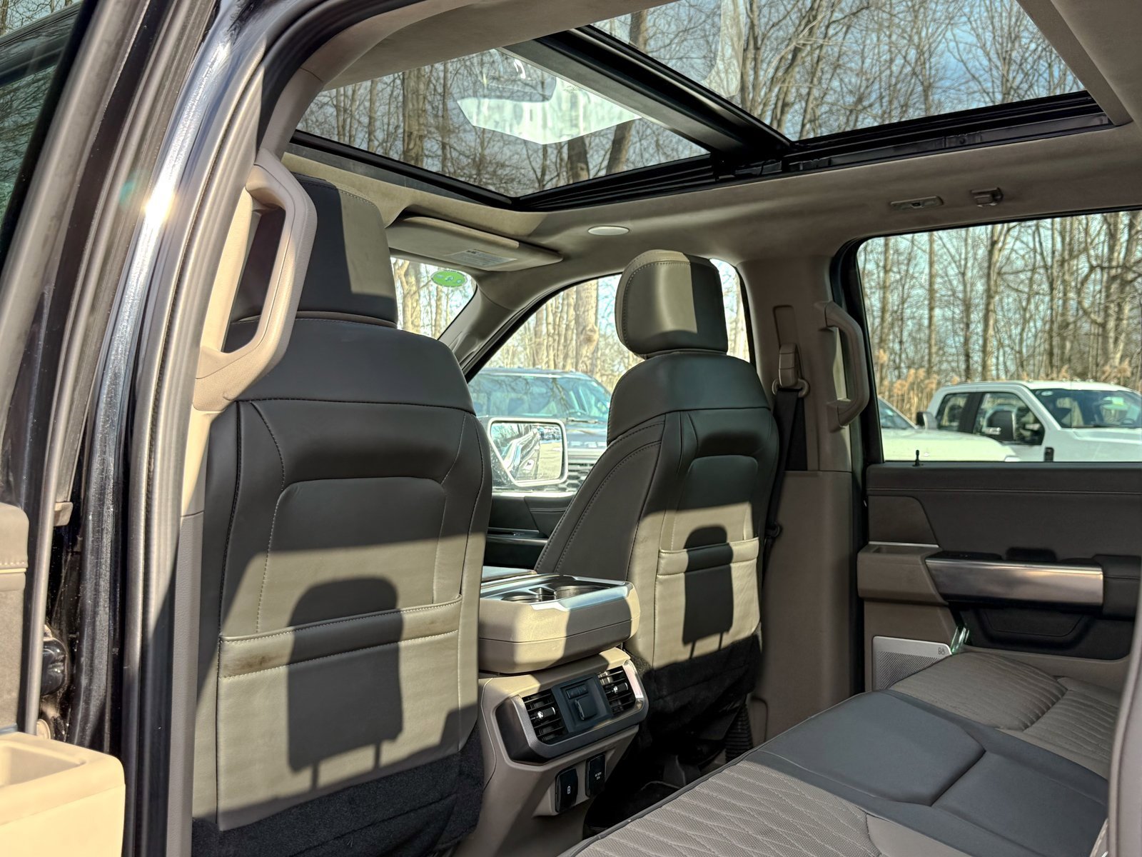 Certified 2024 Ford F150 Platinum w/ Equipment Group 703A Plus image 19