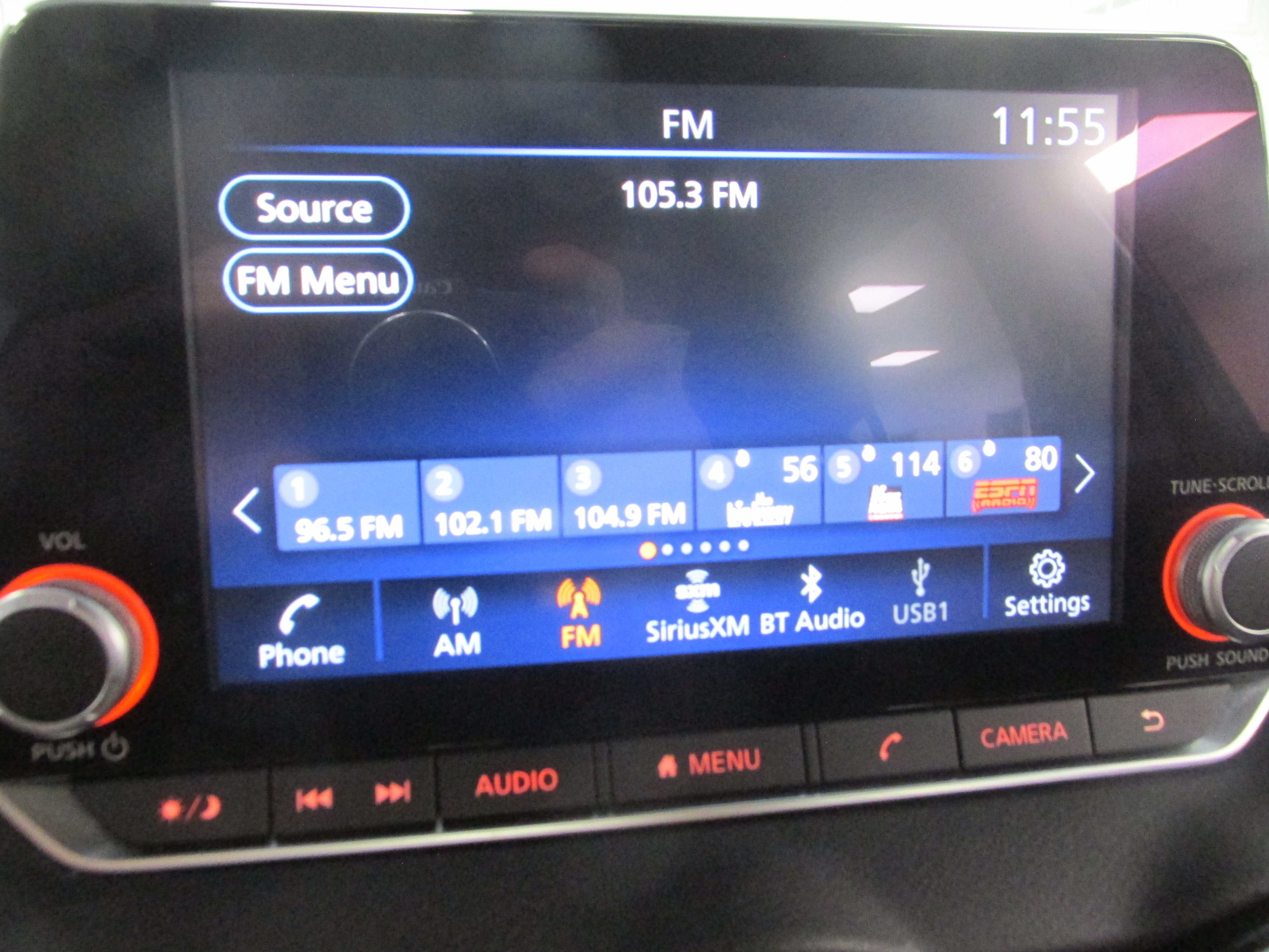 Used 2024 Nissan Sentra SV FWD image 33