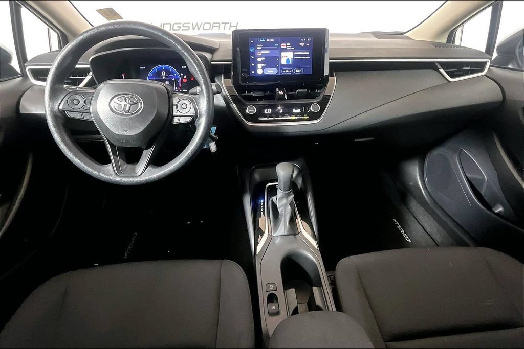 Used 2026 Toyota Corolla LE FWD image 11