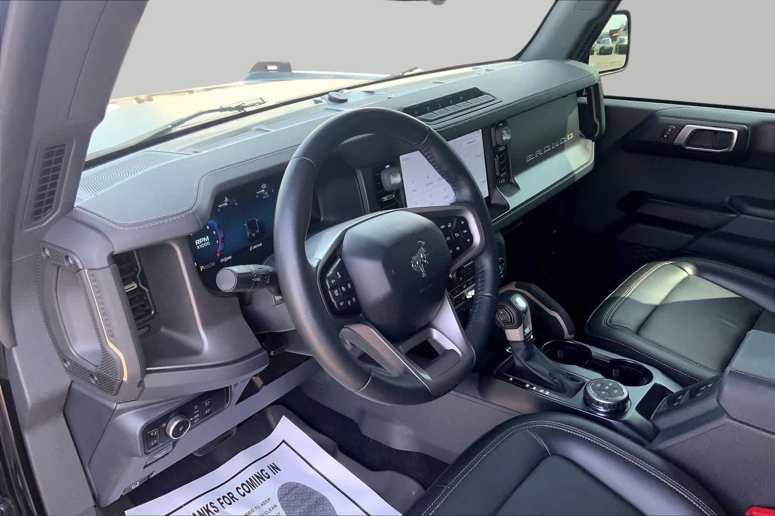 Certified 2025 Ford Bronco Badlands AWD/4WD image 18