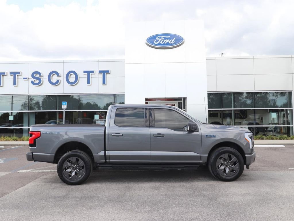 Certified 2024 Ford F150 Lightning Flash AWD/4WD image 17