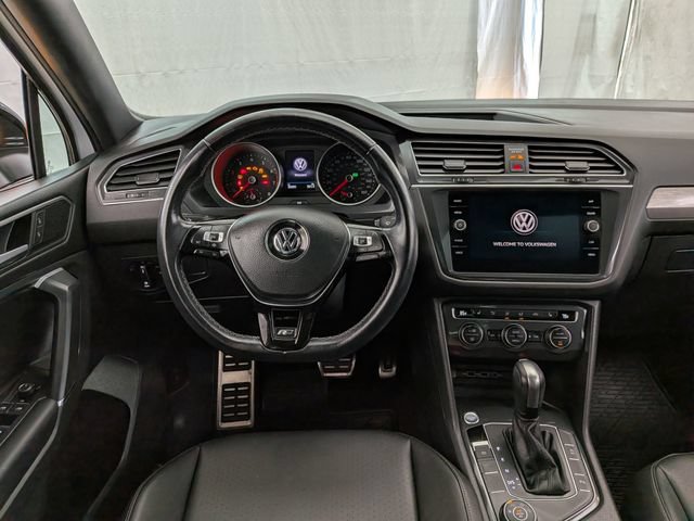 Used 2020 Volkswagen Tiguan SE R-Line AWD/4WD image 25