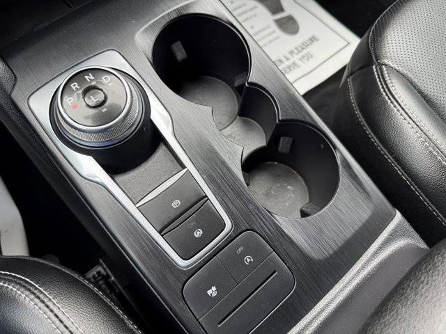 Certified 2022 Ford Escape SEL image 33