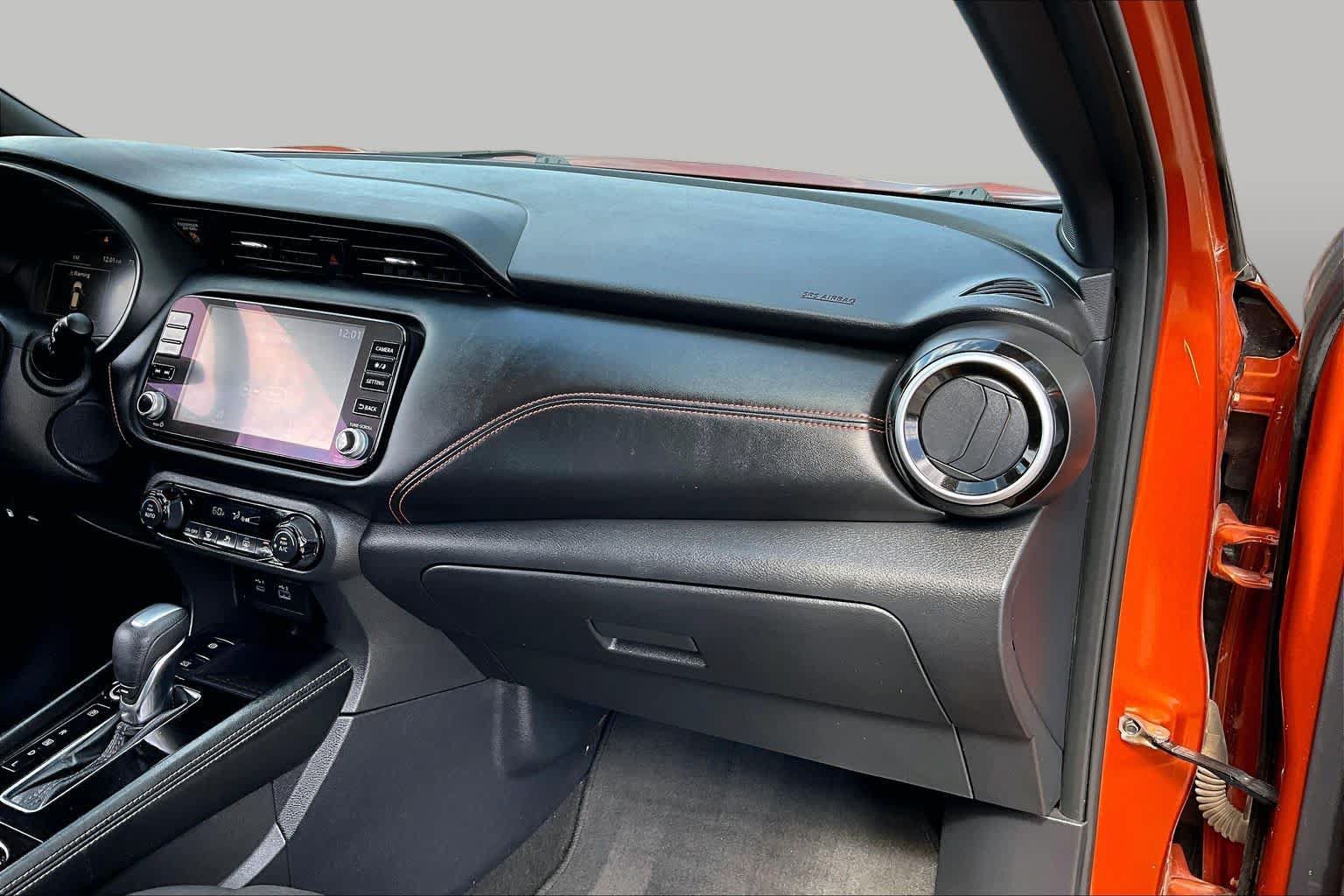 Used 2023 Nissan Kicks SR FWD image 18