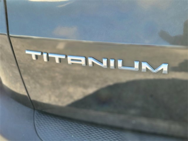 Certified 2020 Ford Escape Titanium image 5