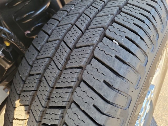 Certified 2017 Ford F250 Lariat w/ Lariat Value Package image 31