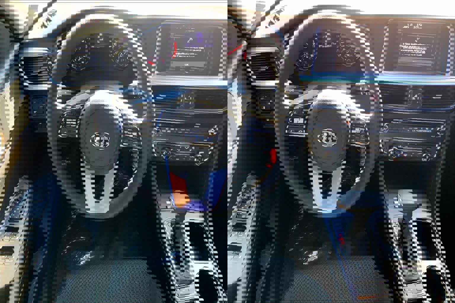 Used 2020 Kia Optima LX image 8