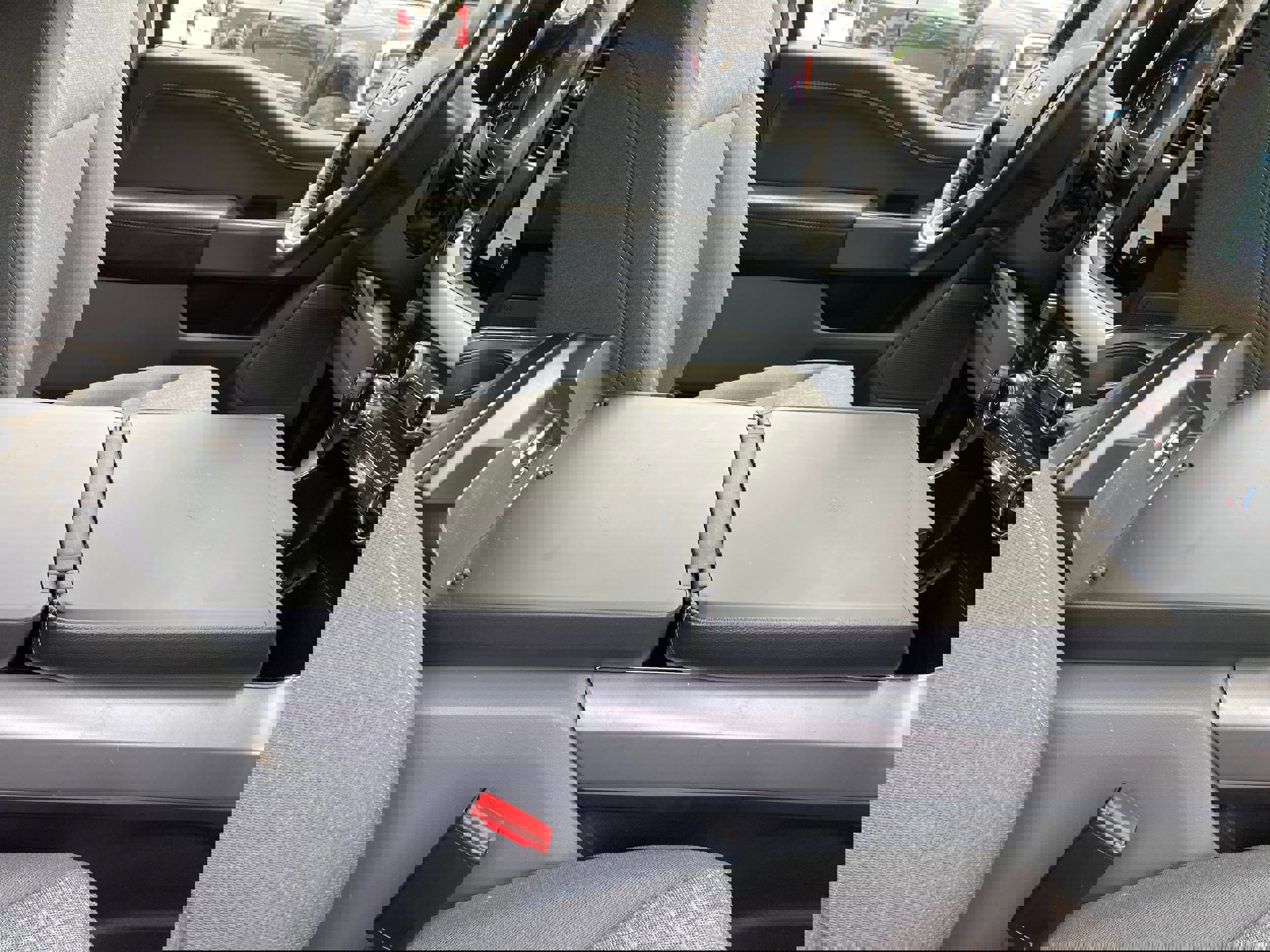 Certified 2022 Ford F150 XLT w/ Equipment Group 302A High image 18