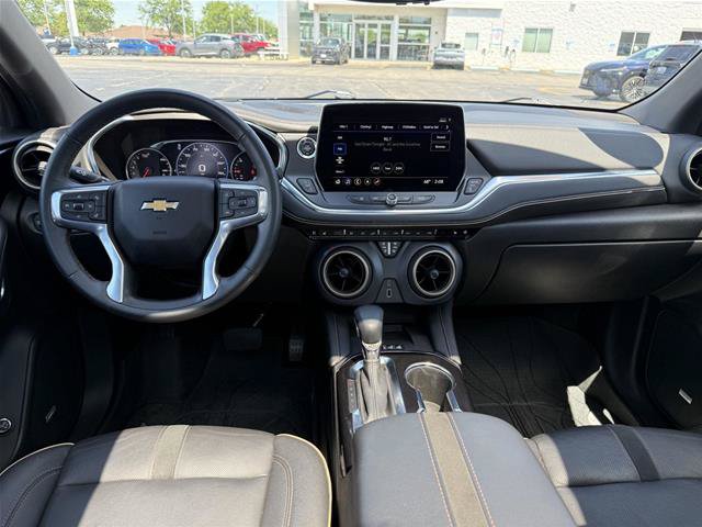 Used 2024 Chevrolet Blazer Premier w/ Driver Confidence II Package AWD/4WD image 11