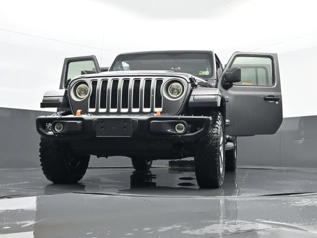 Used 2019 Jeep Wrangler Unlimited Sahara w/ Cold Weather Group AWD/4WD image 30