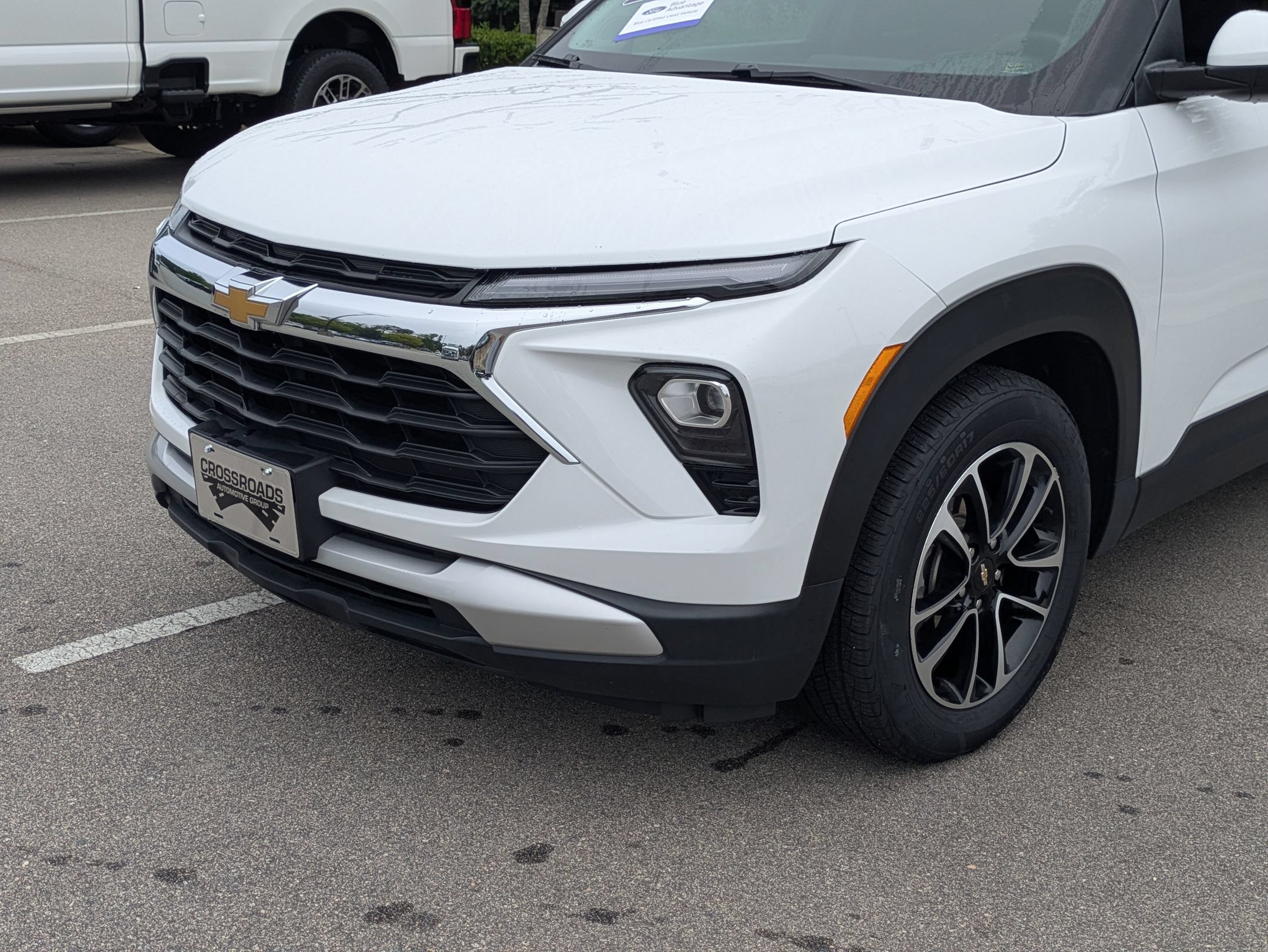 Used 2024 Chevrolet TrailBlazer LT w/ Convenience Package FWD image 10