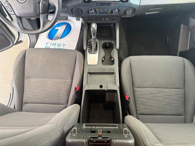 Used 2024 Nissan Frontier S RWD image 17
