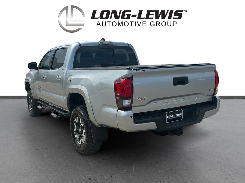 Used 2023 Toyota Tacoma SR5 AWD/4WD image 4