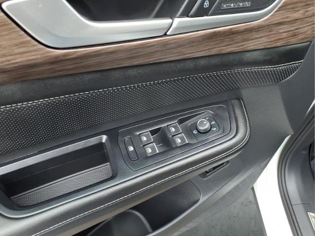 Used 2024 Volkswagen Atlas SEL Premium R-Line image 20