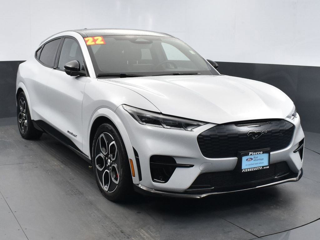 Certified 2022 Ford Mustang Mach-E GT image 18