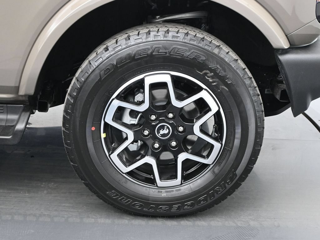Certified 2026 Ford Bronco Outer Banks AWD/4WD image 27
