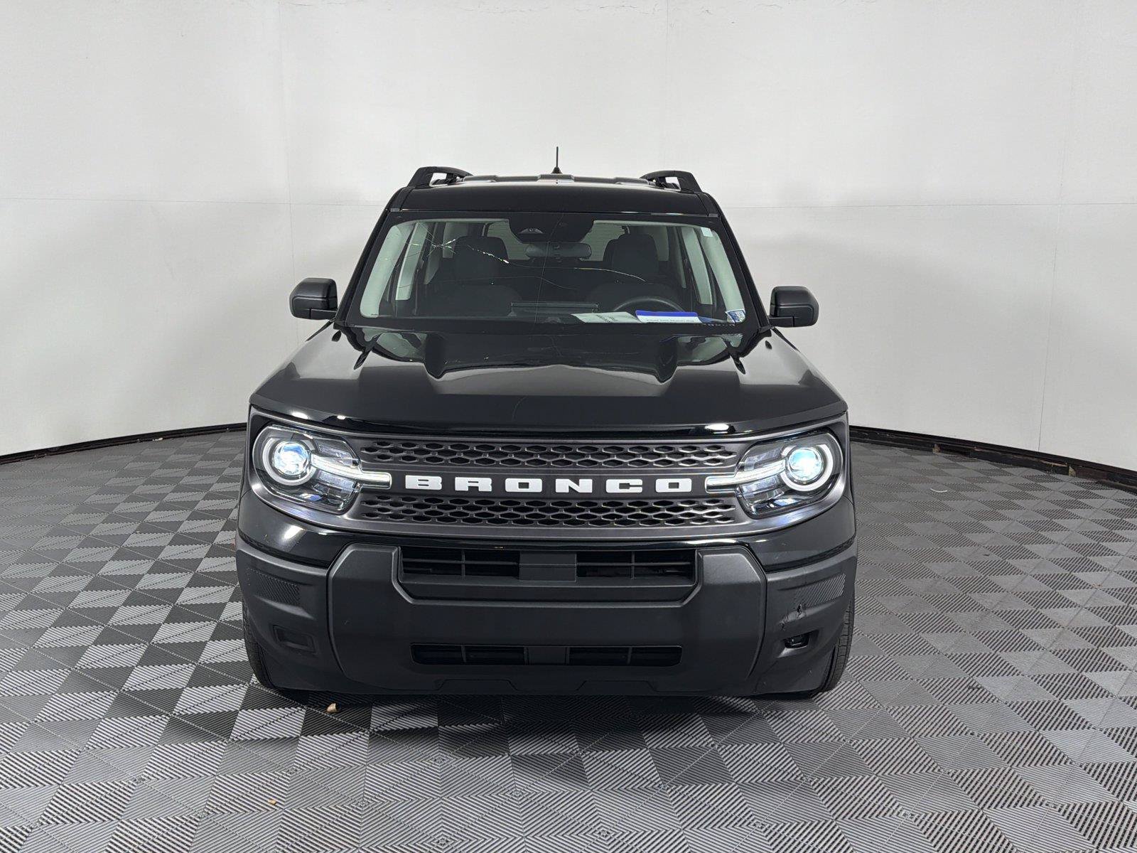Certified 2025 Ford Bronco Sport Big Bend AWD/4WD image 2