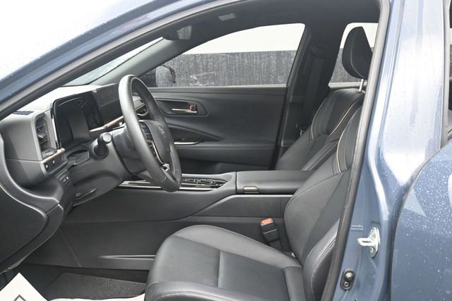 Used 2026 Toyota Crown AWD/4WD image 6