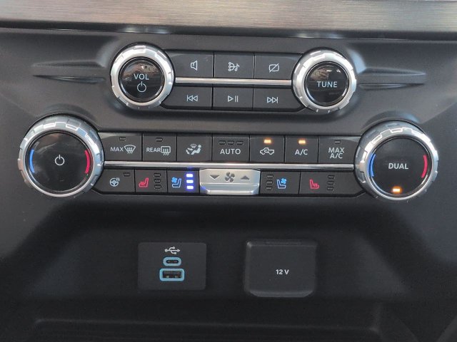 Certified 2023 Ford F250 Lariat w/ Sport Appearance Package AWD/4WD image 25