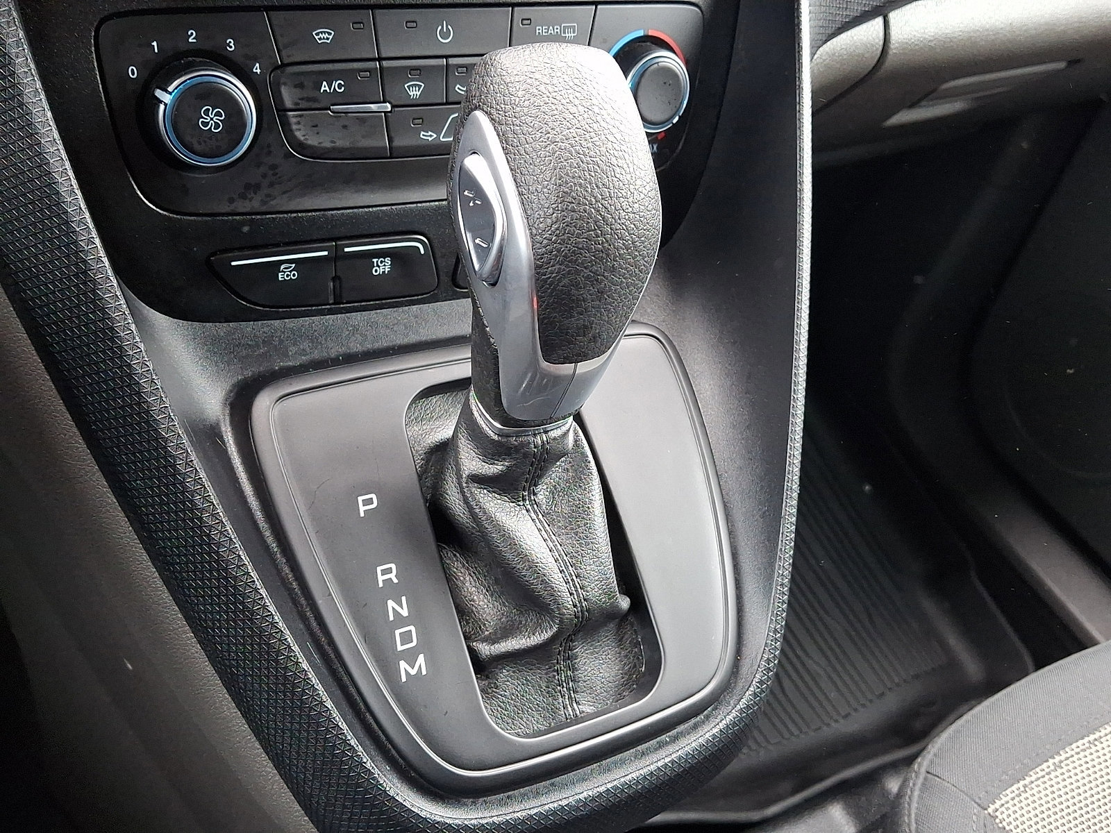 Certified 2023 Ford Transit Connect XL image 16