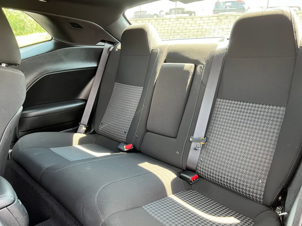 Used 2022 Dodge Challenger GT w/ Driver Convenience Group AWD/4WD image 4