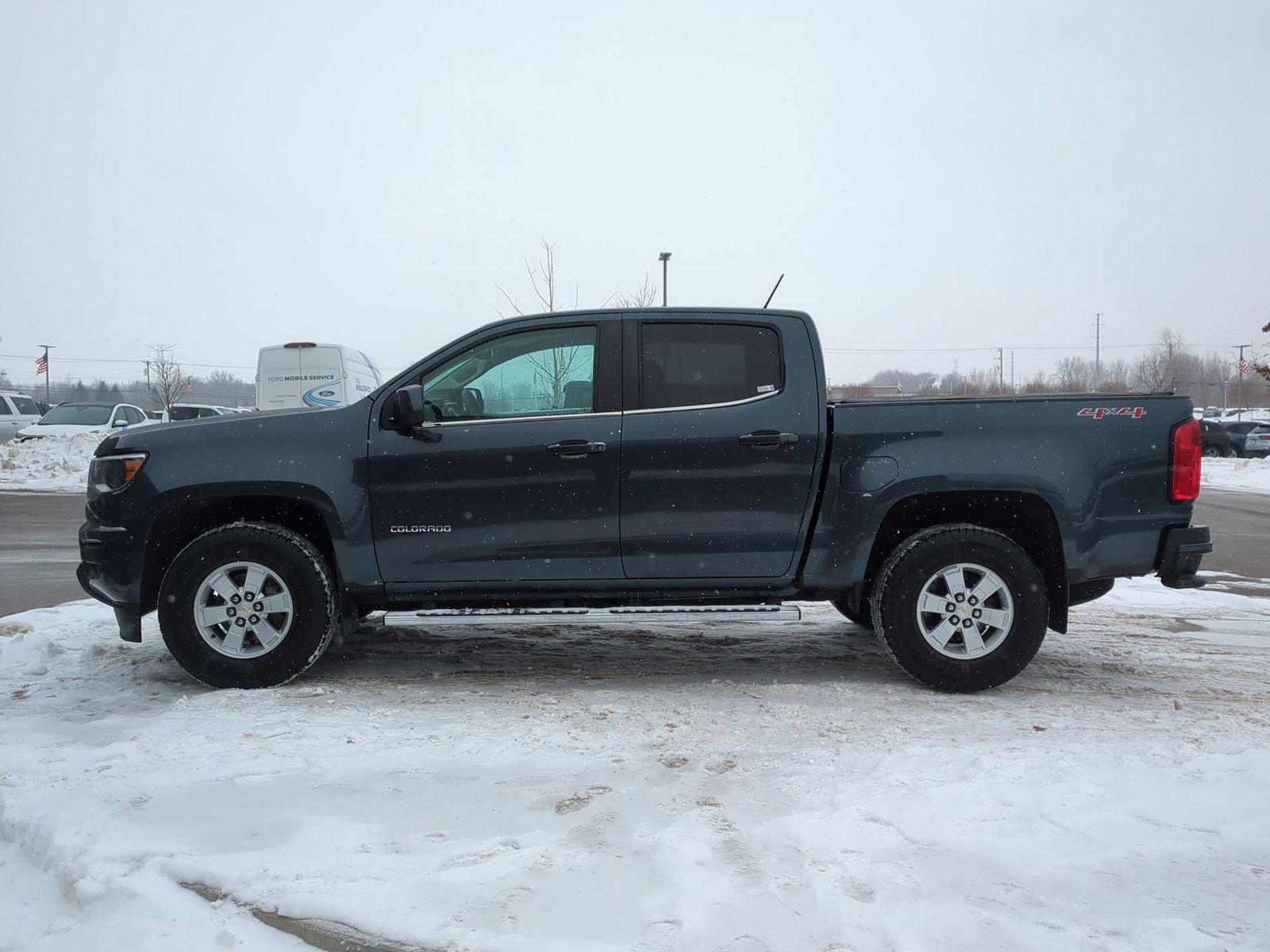 Used 2019 Chevrolet Colorado W/T w/ WT Convenience Package image 3