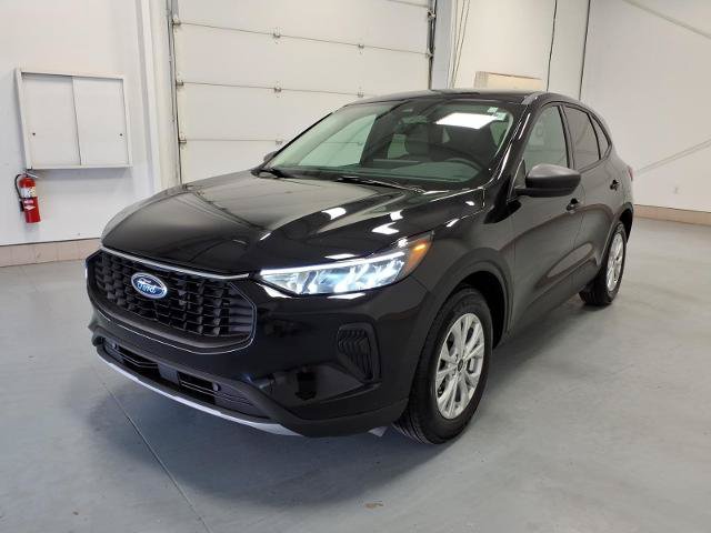Certified 2025 Ford Escape Active w/ Tech Pack #1 FWD image 7