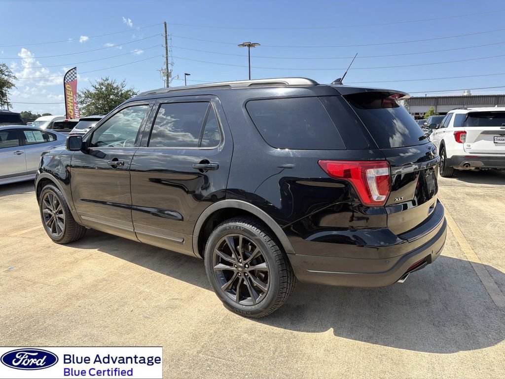 Certified 2019 Ford Explorer XLT w/ Equipment Group 202A FWD image 8