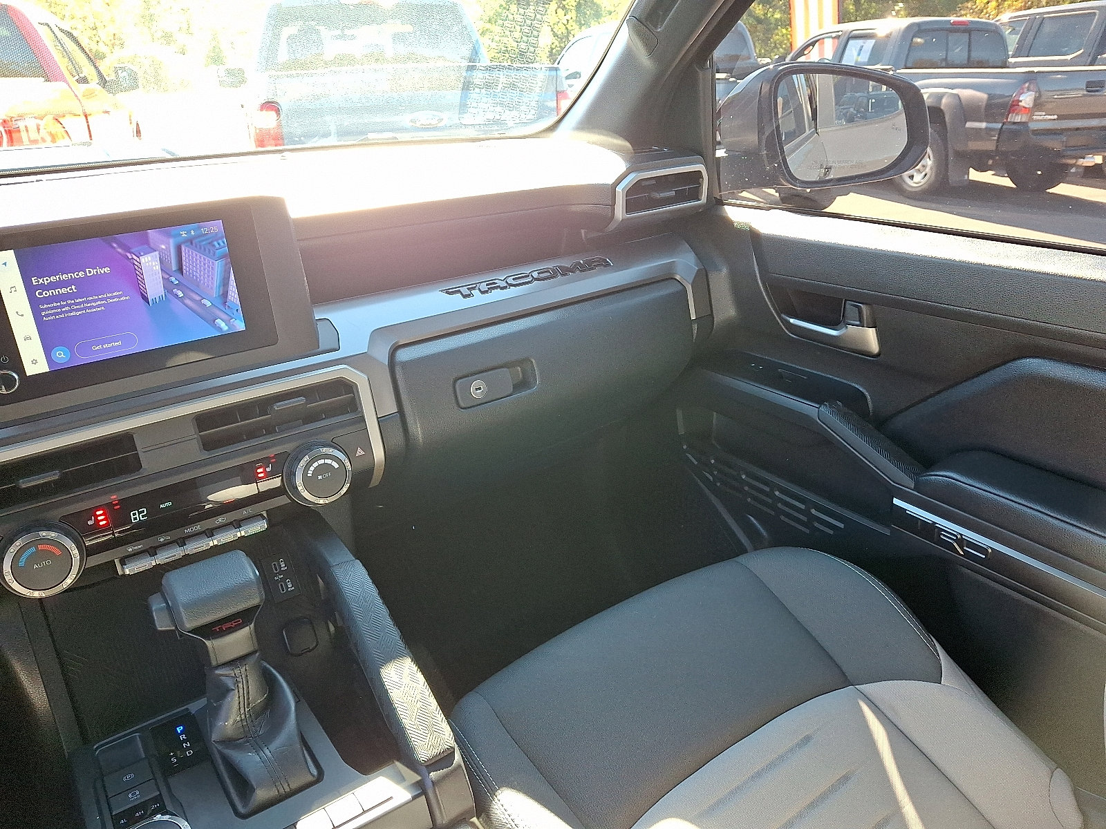 Used 2025 Toyota Tacoma TRD Sport image 16