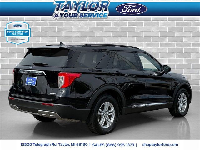 Certified 2023 Ford Explorer XLT w/ Equipment Group 202A image 3