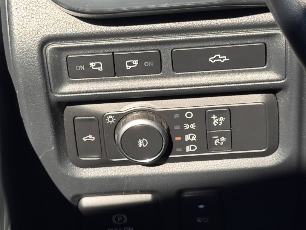 Certified 2021 Ford F150 Lariat w/ Equipment Group 501A Mid image 24