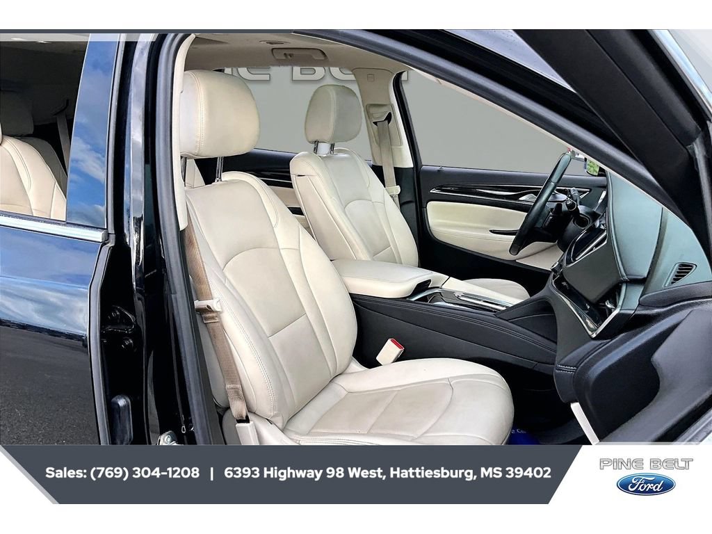 Used 2023 Buick Enclave Essence w/ Experience Buick Package FWD image 6
