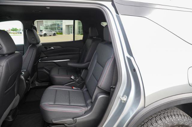 Used 2025 Chevrolet Traverse Z71 AWD/4WD image 29