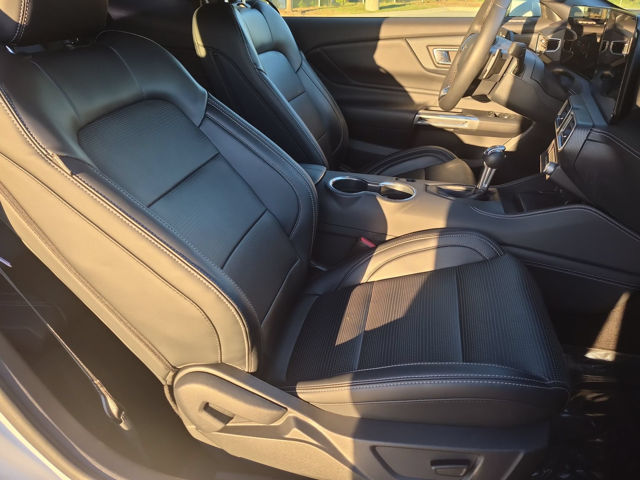 Certified 2024 Ford Mustang GT Premium RWD image 34