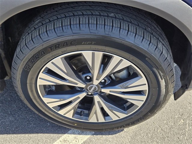 Used 2023 Nissan Rogue SV image 20