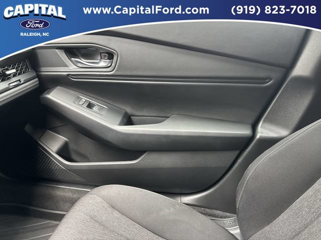 Used 2024 Honda Accord EX image 29