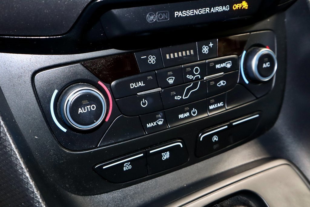 Certified 2020 Ford Transit Connect XL image 32