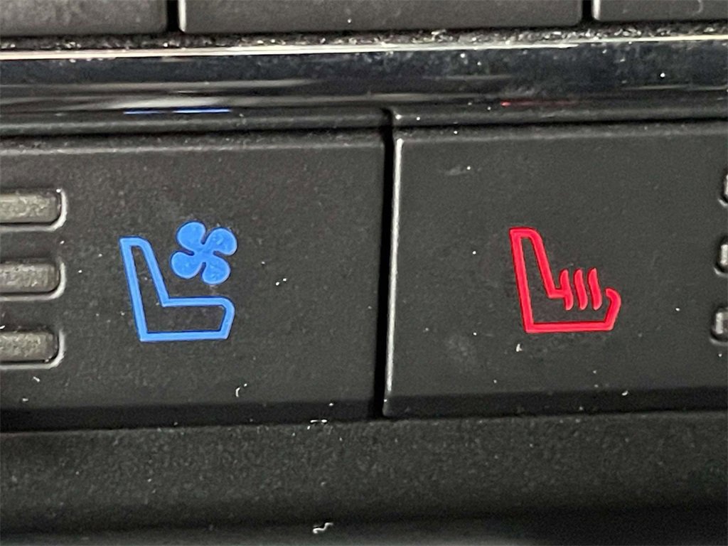 Certified 2022 Ford F150 Lariat image 19