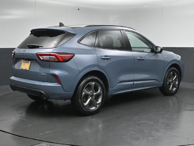 Certified 2024 Ford Escape ST-Line w/ Tech Pack #1 AWD/4WD image 7