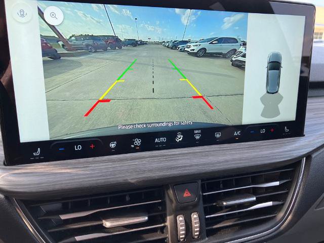 Certified 2025 Ford Escape Platinum AWD/4WD image 31