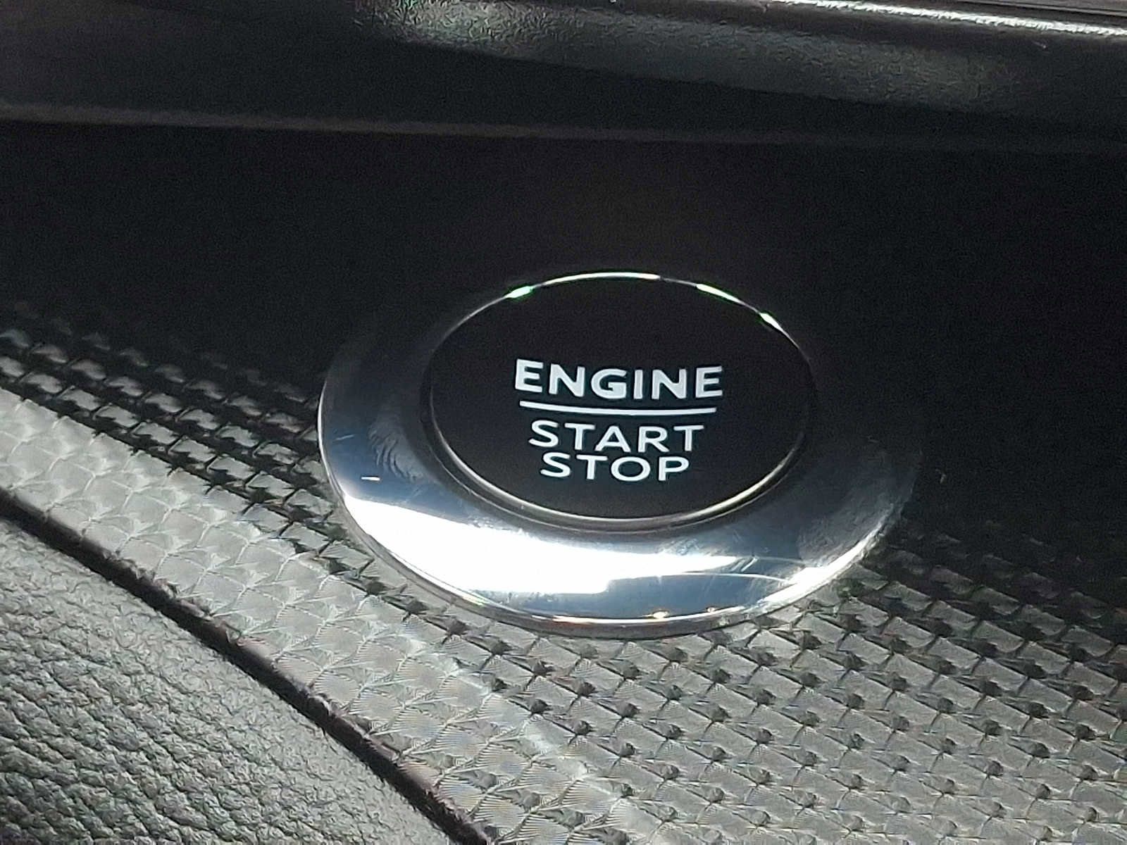 Certified 2023 Ford Explorer ST-Line w/ Class IV Trailer Tow Package image 27