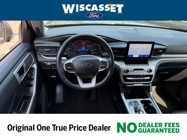 Certified 2022 Ford Explorer XLT w/ Equipment Group 202A image 14