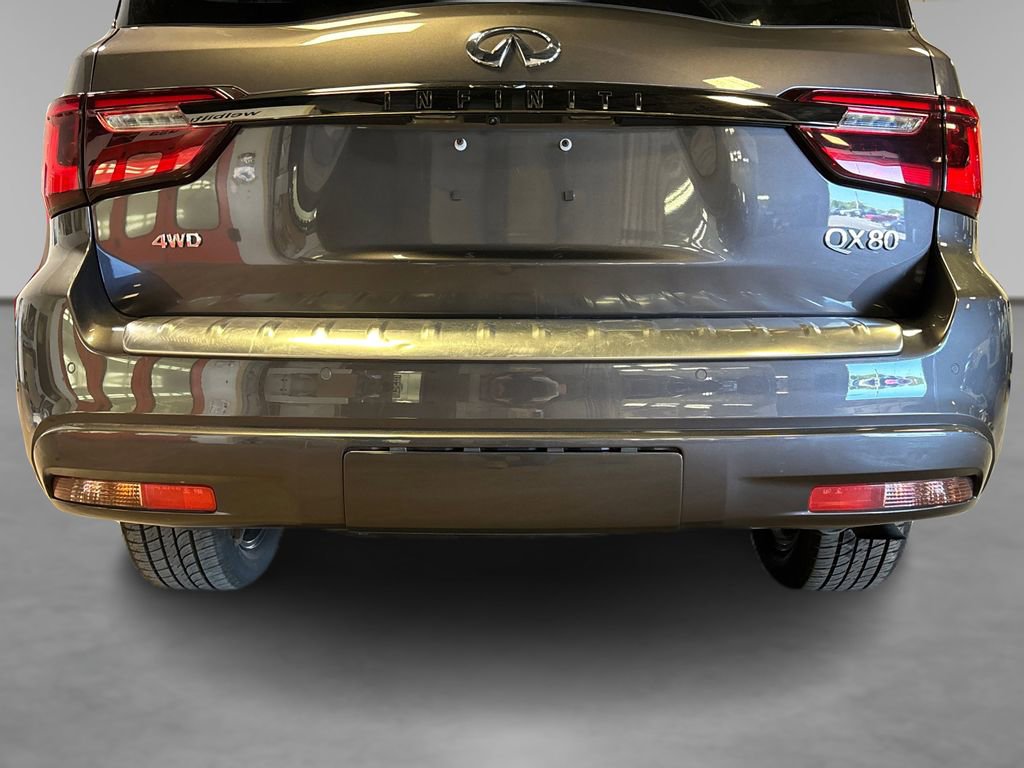 Used 2022 INFINITI QX80 Premium Select w/ All-Season Package AWD/4WD image 16