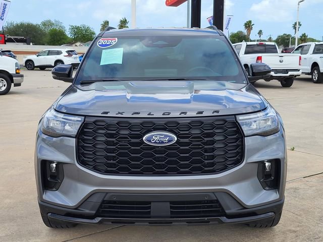 Certified 2025 Ford Explorer ST-Line w/ ST-Line Street Pack AWD/4WD image 22