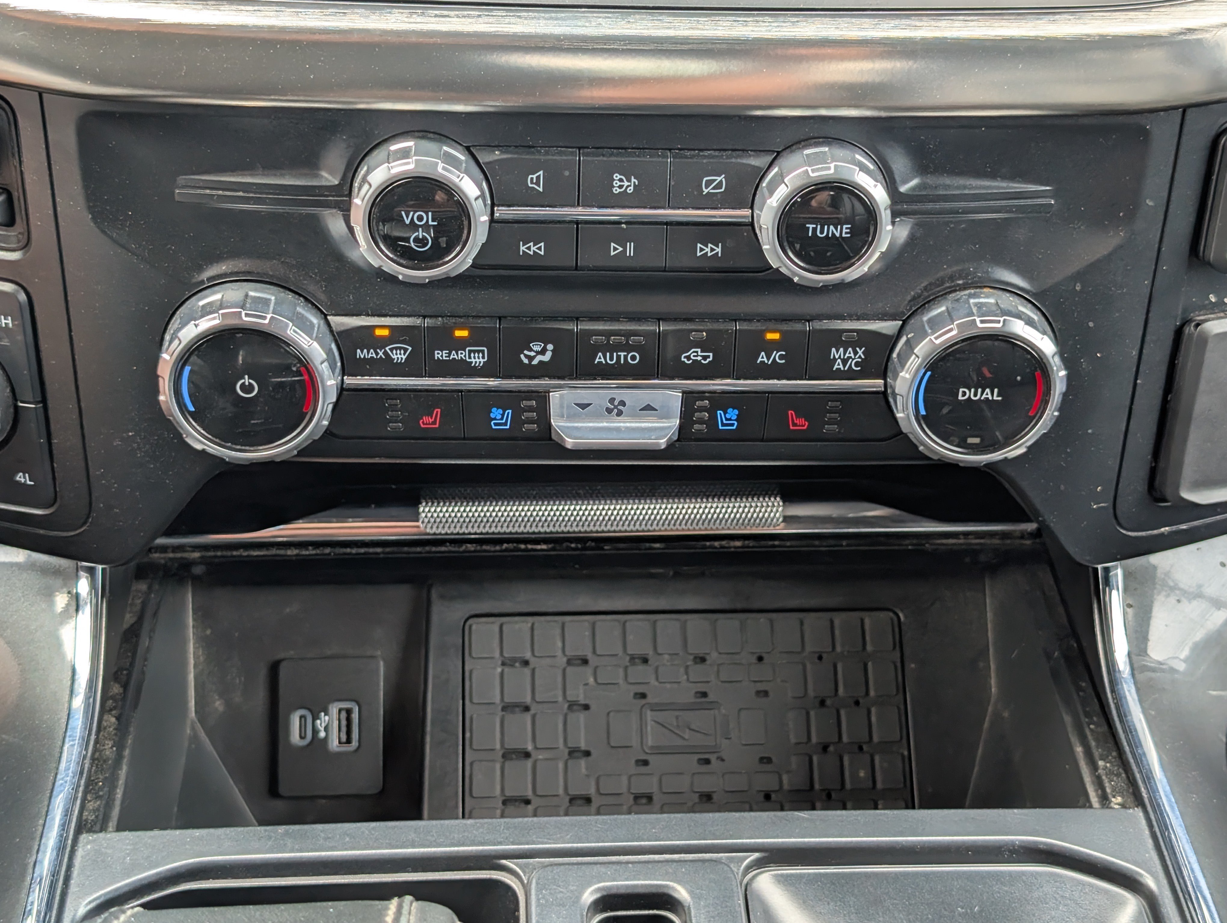 Certified 2023 Ford F150 Lariat w/ Equipment Group 502A High AWD/4WD image 26
