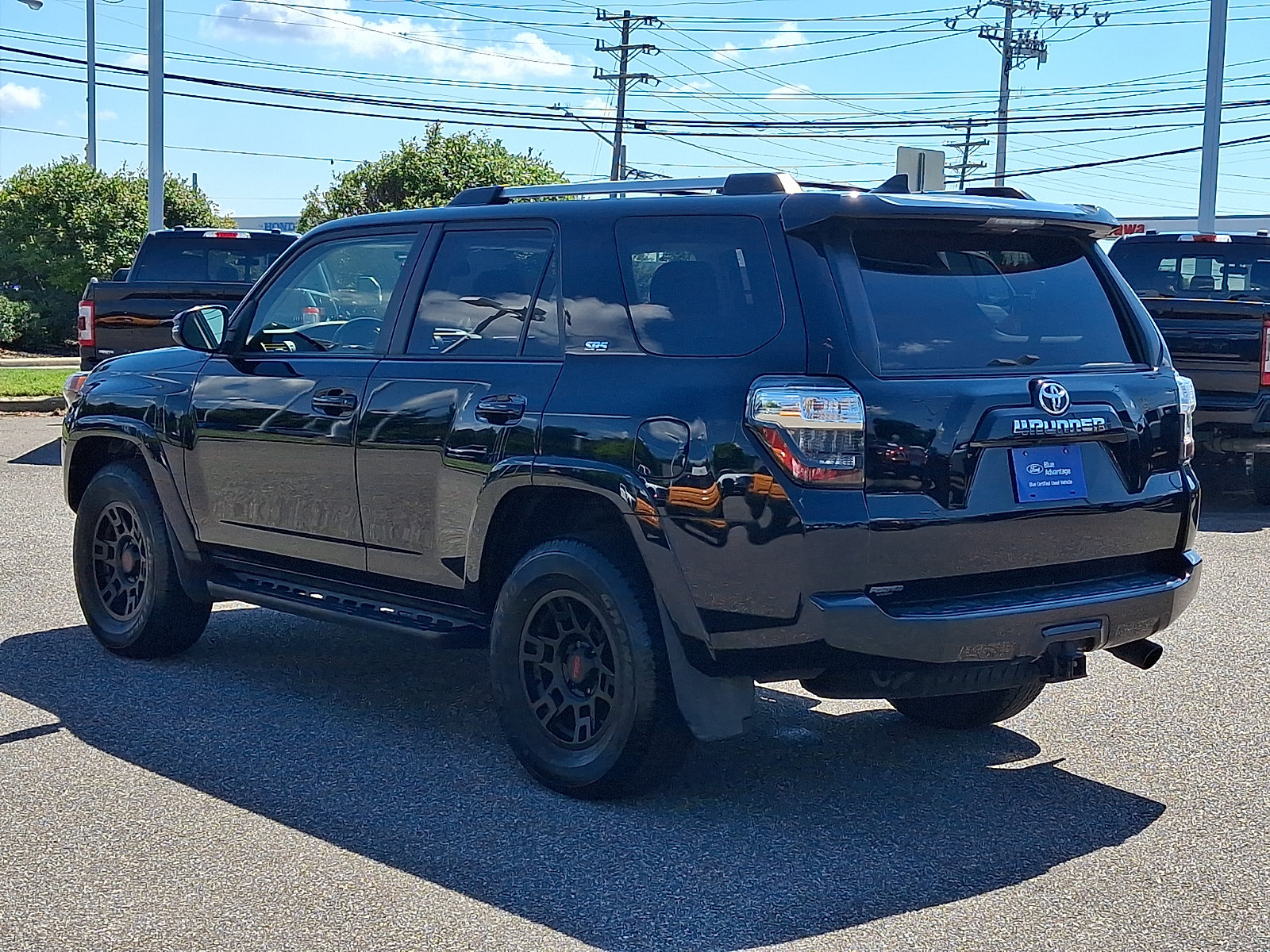 Used 2023 Toyota 4Runner SR5 Premium w/ Moonroof Package AWD/4WD image 7