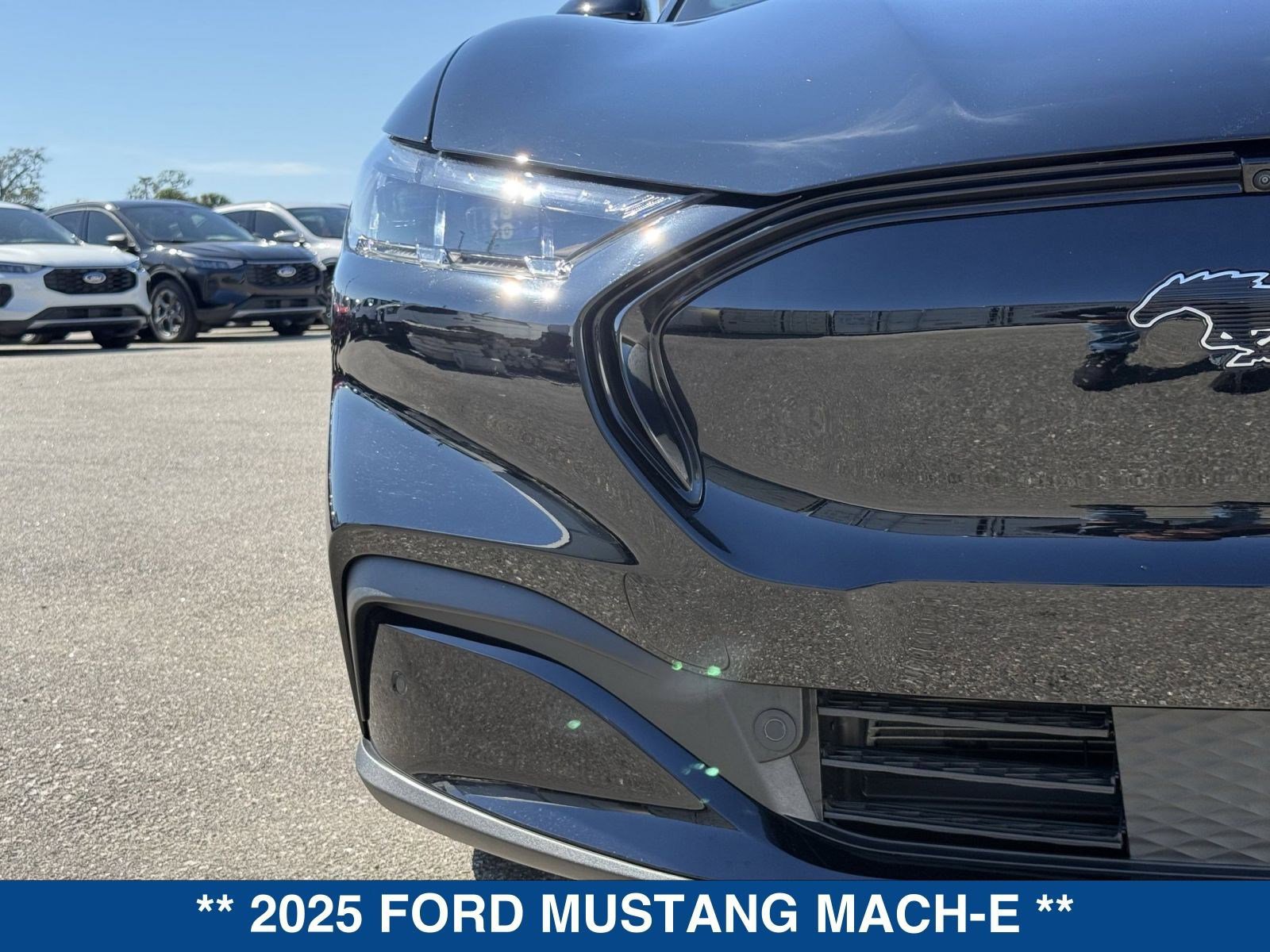 Certified 2025 Ford Mustang Mach-E Premium image 9