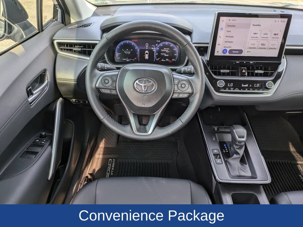 Used 2026 Toyota Corolla Cross XLE w/ Convenience Package FWD image 19