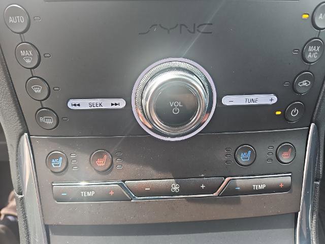 Certified 2020 Ford Edge Titanium w/ Equipment Group 301A AWD/4WD image 17